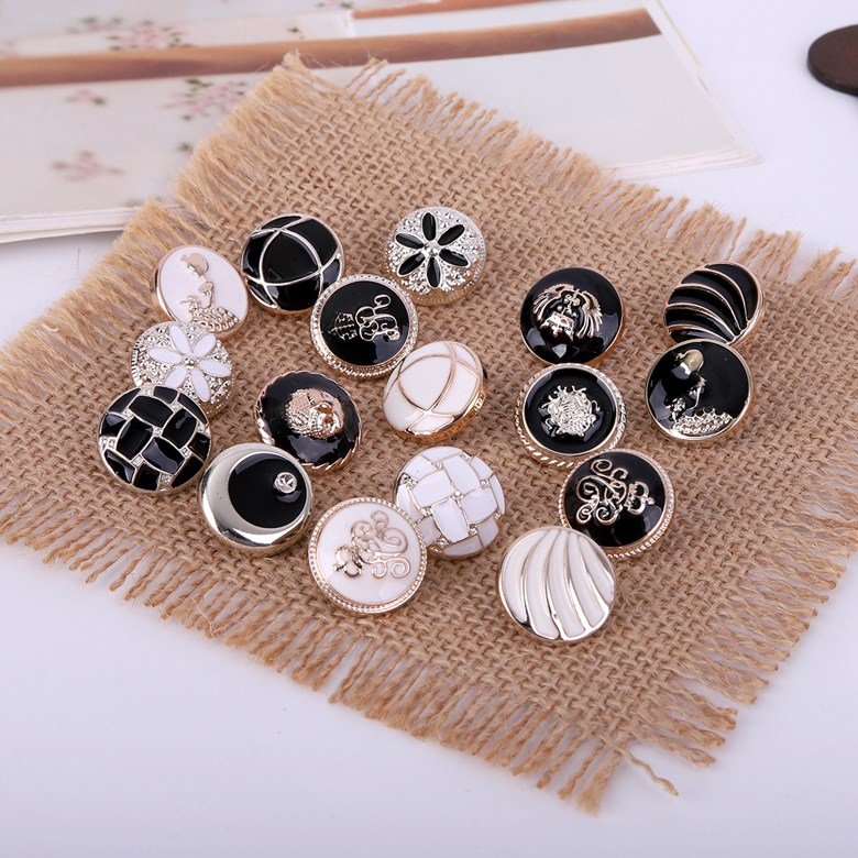 짱패브릭 18mm 프리미엄 코트단추 니트포인트 단추, 13번, 1개 상세 이미지 1